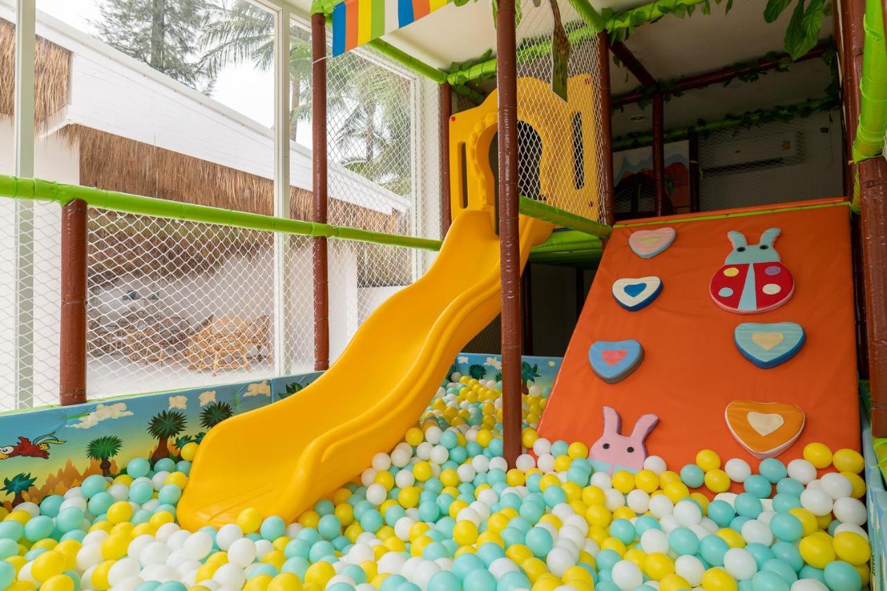 Arinara Beach Resort Phuket - Sha Extra Plus Bang Tao Beach  Esterno foto