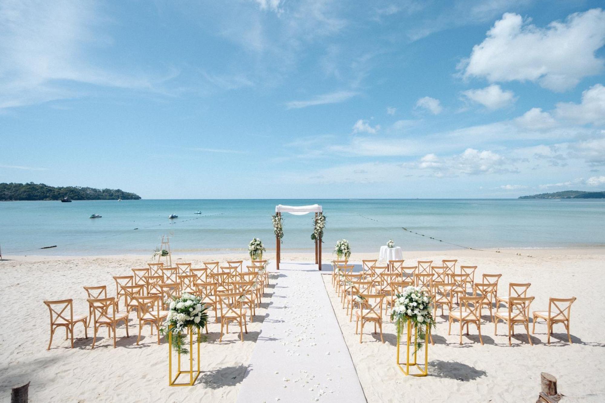 Arinara Beach Resort Phuket - Sha Extra Plus Bang Tao Beach  Esterno foto